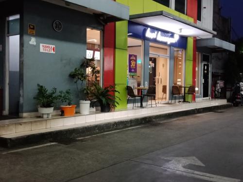 SPBU Pertamina 34.115.12, Gas Station | We provide Indonesia infrastructure map on various property sectors and data. Access property listings, infrastructure developments, news, and valuable transaction data for informed decisions.