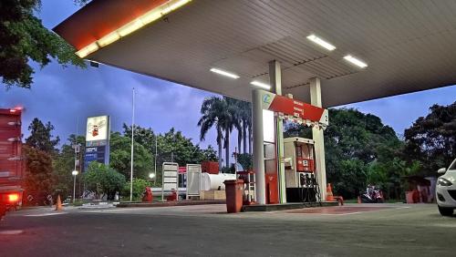 SPBU Pertamina 34.136.05, Gas Station | We provide Indonesia infrastructure map on various property sectors and data. Access property listings, infrastructure developments, news, and valuable transaction data for informed decisions.