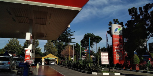SPBU Pertamina 34.135.06, Gas Station | We provide Indonesia infrastructure map on various property sectors and data. Access property listings, infrastructure developments, news, and valuable transaction data for informed decisions.