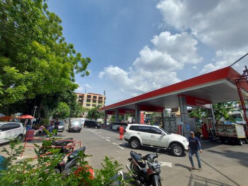 SPBU Pertamina 34.144.08, Gas Station | We provide Indonesia infrastructure map on various property sectors and data. Access property listings, infrastructure developments, news, and valuable transaction data for informed decisions.