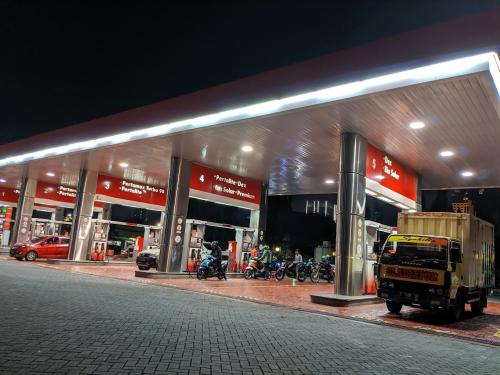 SPBU Pertamina 34.114.03, Gas Station | We provide Indonesia infrastructure map on various property sectors and data. Access property listings, infrastructure developments, news, and valuable transaction data for informed decisions.