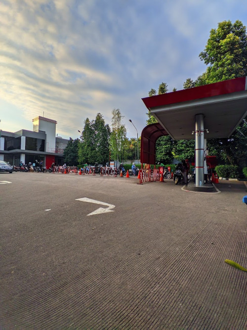 SPBU Pertamina 34.128.05, Gas Station | We provide Indonesia infrastructure map on various property sectors and data. Access property listings, infrastructure developments, news, and valuable transaction data for informed decisions.