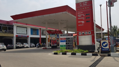 SPBU Pertamina 34.143.05, Gas Station | We provide Indonesia infrastructure map on various property sectors and data. Access property listings, infrastructure developments, news, and valuable transaction data for informed decisions.