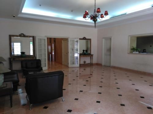 Ratu Plaza, Service Rental Apartment, Ratu Sayang Internasional | We provide Indonesia infrastructure map on various property sectors and data. Access property listings, infrastructure developments, news, and valuable transaction data for informed decisions.