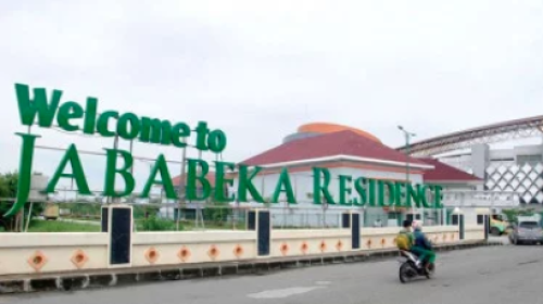 Perumahan Jababeka atau dikenal sebagai “Jababeka Residence”, dikembangkan oleh PT. Jababeka, Tbk. dan memulai pembangunan di tahun 1992. Jababeka Residence ter...