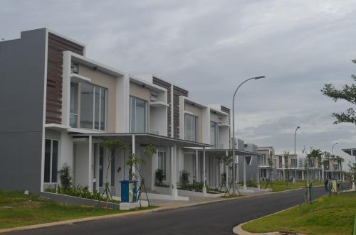 Yarra - Jakarta Garden City, residential commercial for lease sale, dijual disewakan, PT ModernLand Realty Tbk | We provide Indonesia infrastructure map on various property sectors and data. Access property listings, infrastructure developments, news, and valuable transaction data for informed decisions.