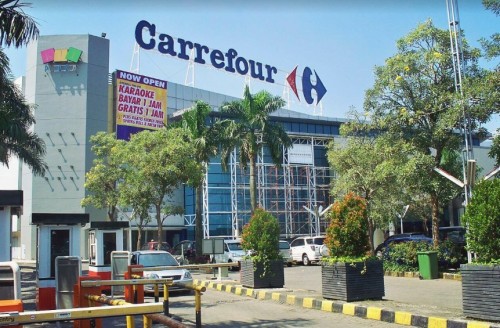 Lippo Plaza Kramat Jati (dulunya bernama Kramat Jati Indah Plaza) merupakan pusat perbelanjaan yang terletak di Jl. Raya Jakarta-Bogor, Kecamatan  Kramat Jati,...