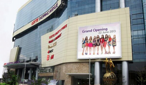 Lotte Shopping Avenue @ Ciputra World berada di kawasan Jl. Dr Satrio, Kuningan Timur, Setiabudi, Jakarta Selatan. Department store terbesar asal Korea, Lotte S...