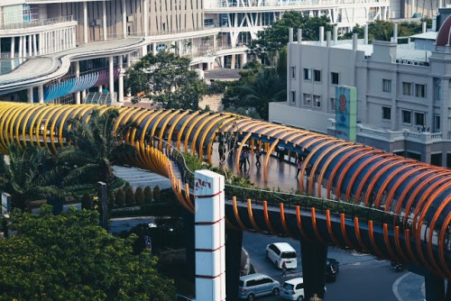 Neo Soho Mall merupakan pusat perbelanjaan yang terletak di Jalan Let. Jend. S. Parman, Kecamatan Grogol Petamburan, Jakarta Barat. Pusat perbelanjaan ini resmi...