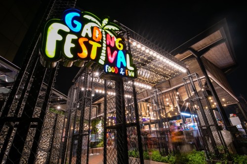 Sedayu City atau Green Sedayu City Mall merupakan pusat perbelanjaan yang berlokasi di Cengkareng, Jakarta Barat. Tepatnya di Jl. Taman Palem Lestari No. 2. Mal...