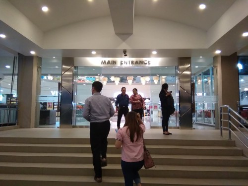 Sunter Mall merupakan salah satu pusat perbelanjaan terbesar di Jakarta Utara yang beroperasi sejak tahun 1995. Berlokasi di Jalan Danau Sunter Utara, Tanjung P...
