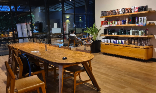 Starbucks Sakura Garden City, Stand Alone Retail | We provide Indonesia infrastructure map on various property sectors and data. Access property listings, infrastructure developments, news, and valuable transaction data for informed decisions.