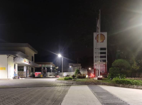 SPBU Shell Arteri Permata Hijau, Gas Station | We provide Indonesia infrastructure map on various property sectors and data. Access property listings, infrastructure developments, news, and valuable transaction data for informed decisions.