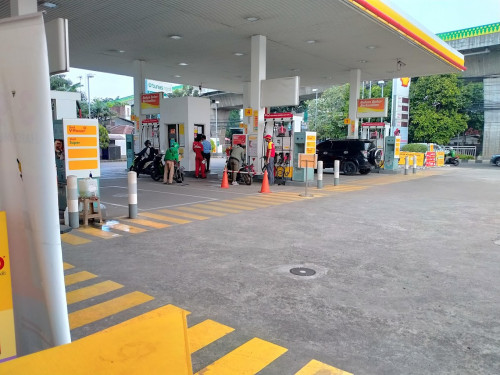 SPBU Shell Kapten Tendean, Gas Station | We provide Indonesia infrastructure map on various property sectors and data. Access property listings, infrastructure developments, news, and valuable transaction data for informed decisions.