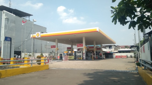 SPBU Shell Pasar Minggu, Gas Station | We provide Indonesia infrastructure map on various property sectors and data. Access property listings, infrastructure developments, news, and valuable transaction data for informed decisions.