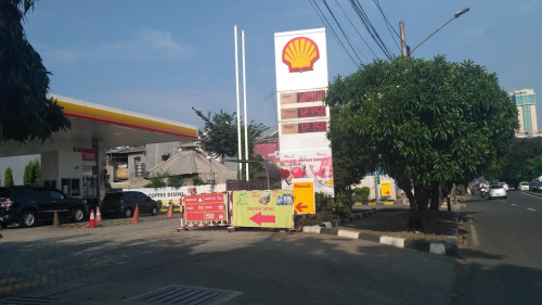 SPBU Shell Kemanggisan Utama, Gas Station | We provide Indonesia infrastructure map on various property sectors and data. Access property listings, infrastructure developments, news, and valuable transaction data for informed decisions.