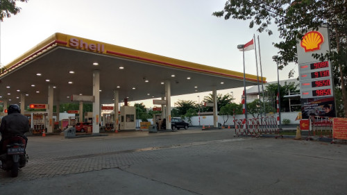 SPBU Shell Yos Sudarso, Gas Station | We provide Indonesia infrastructure map on various property sectors and data. Access property listings, infrastructure developments, news, and valuable transaction data for informed decisions.