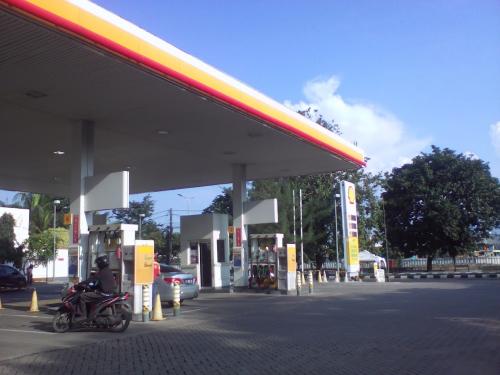 SPBU Shell Sunter 1, Gas Station | We provide Indonesia infrastructure map on various property sectors and data. Access property listings, infrastructure developments, news, and valuable transaction data for informed decisions.