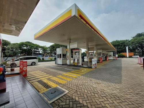SPBU Shell Sunter 2, Gas Station | We provide Indonesia infrastructure map on various property sectors and data. Access property listings, infrastructure developments, news, and valuable transaction data for informed decisions.