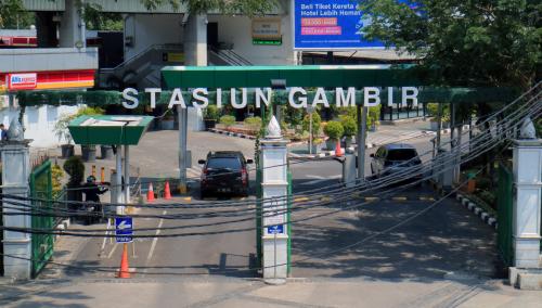 Gambir Station, Intercity Station | We provide Indonesia infrastructure map on various property sectors and data. Access property listings, infrastructure developments, news, and valuable transaction data for informed decisions.
