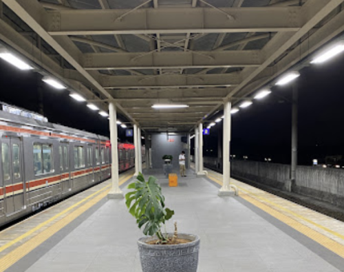 Matraman Station, Commuter Station | We provide Indonesia infrastructure map on various property sectors and data. Access property listings, infrastructure developments, news, and valuable transaction data for informed decisions.