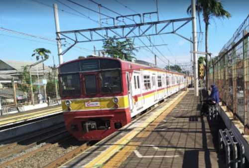 Pondok Jati Station, Commuter Station | We provide Indonesia infrastructure map on various property sectors and data. Access property listings, infrastructure developments, news, and valuable transaction data for informed decisions.