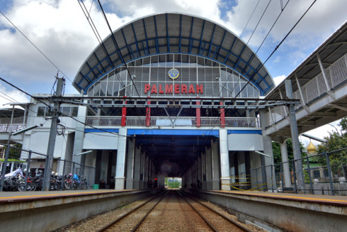 Palmerah Station, Commuter Station | We provide Indonesia infrastructure map on various property sectors and data. Access property listings, infrastructure developments, news, and valuable transaction data for informed decisions.