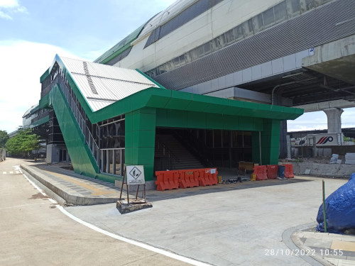 Jatibening Baru Station, LRT Station | We provide Indonesia infrastructure map on various property sectors and data. Access property listings, infrastructure developments, news, and valuable transaction data for informed decisions.