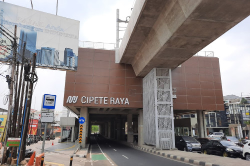 Cipete Raya Station, MRT Station | We provide Indonesia infrastructure map on various property sectors and data. Access property listings, infrastructure developments, news, and valuable transaction data for informed decisions.