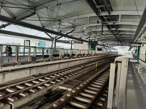 Lebak Bulus Grab Station, MRT Station | We provide Indonesia infrastructure map on various property sectors and data. Access property listings, infrastructure developments, news, and valuable transaction data for informed decisions.
