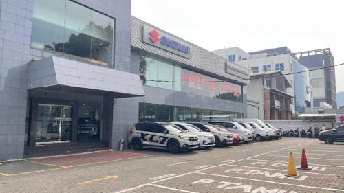 BIT Suzuki Sunter, Automotive Dealership | We provide Indonesia infrastructure map on various property sectors and data. Access property listings, infrastructure developments, news, and valuable transaction data for informed decisions.