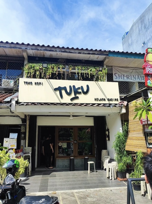Toko Kopi Tuku Kelapa Gading, Stand Alone Retail | We provide Indonesia infrastructure map on various property sectors and data. Access property listings, infrastructure developments, news, and valuable transaction data for informed decisions.