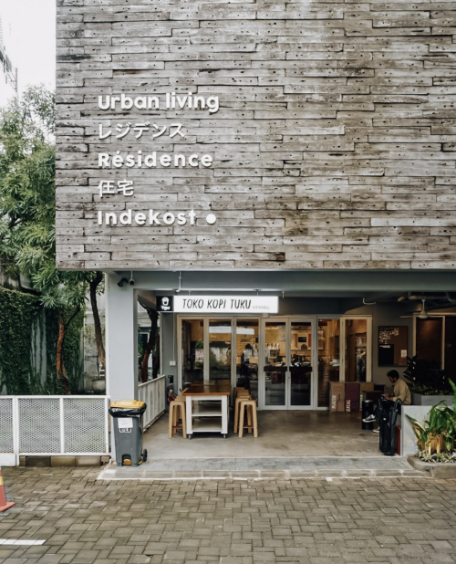 Toko Kopi Tuku Kemang, Stand Alone Retail | We provide Indonesia infrastructure map on various property sectors and data. Access property listings, infrastructure developments, news, and valuable transaction data for informed decisions.