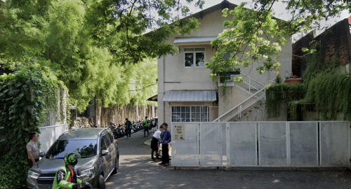 Toko Kopi Tuku Majid, Stand Alone Retail | We provide Indonesia infrastructure map on various property sectors and data. Access property listings, infrastructure developments, news, and valuable transaction data for informed decisions.