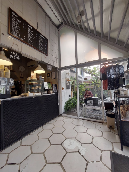 Toko Kopi Tuku Pulo Asem, Stand Alone Retail | We provide Indonesia infrastructure map on various property sectors and data. Access property listings, infrastructure developments, news, and valuable transaction data for informed decisions.