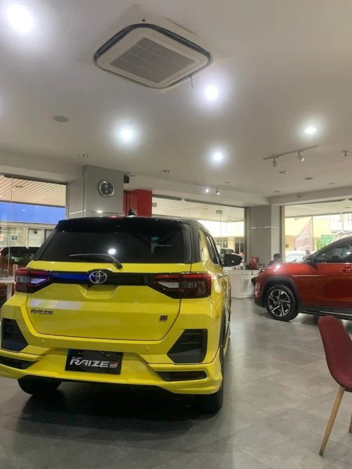 Toyota AUTO2000 Glodok Plaza, Automotive Dealership | We provide Indonesia infrastructure map on various property sectors and data. Access property listings, infrastructure developments, news, and valuable transaction data for informed decisions.