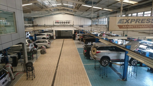 Toyota AUTO2000 TB Simatupang Cilandak, Automotive Dealership | We provide Indonesia infrastructure map on various property sectors and data. Access property listings, infrastructure developments, news, and valuable transaction data for informed decisions.
