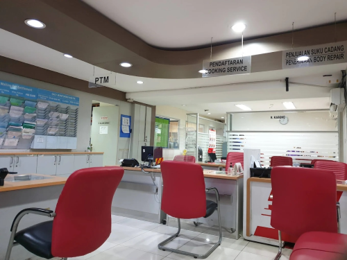 Toyota AUTO2000 TB Simatupang Cilandak, Automotive Dealership | We provide Indonesia infrastructure map on various property sectors and data. Access property listings, infrastructure developments, news, and valuable transaction data for informed decisions.