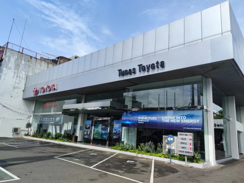 Tunas Toyota Dewi Sartika Jakarta, Automotive Dealership | We provide Indonesia infrastructure map on various property sectors and data. Access property listings, infrastructure developments, news, and valuable transaction data for informed decisions.