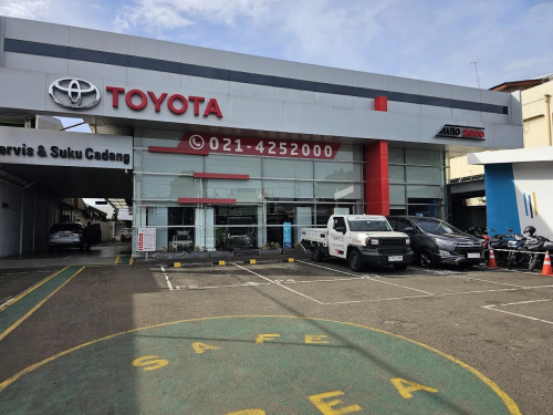 Toyota AUTO2000 Garuda, Automotive Dealership | We provide Indonesia infrastructure map on various property sectors and data. Access property listings, infrastructure developments, news, and valuable transaction data for informed decisions.