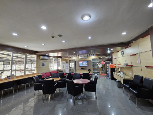Toyota AUTO2000 Garuda, Automotive Dealership | We provide Indonesia infrastructure map on various property sectors and data. Access property listings, infrastructure developments, news, and valuable transaction data for informed decisions.