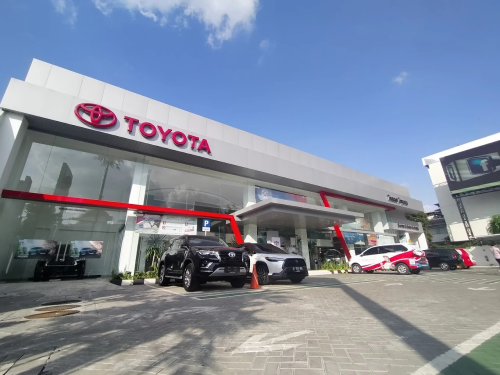 Tunas Toyota Jatinegara, Automotive Dealership | We provide Indonesia infrastructure map on various property sectors and data. Access property listings, infrastructure developments, news, and valuable transaction data for informed decisions.