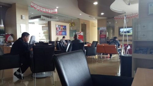 Toyota AUTO2000 Permata Hijau, Automotive Dealership | We provide Indonesia infrastructure map on various property sectors and data. Access property listings, infrastructure developments, news, and valuable transaction data for informed decisions.