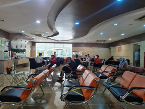 Toyota AUTO2000 Puri Kembangan, Automotive Dealership | We provide Indonesia infrastructure map on various property sectors and data. Access property listings, infrastructure developments, news, and valuable transaction data for informed decisions.