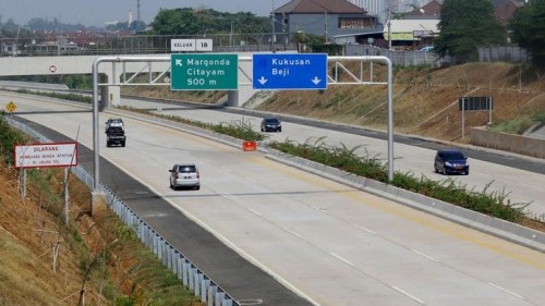 Jl. Tol Cinere - Jagorawi Seksi 2, Toll Road, Transingkar Kita Jaya | We provide Indonesia infrastructure map on various property sectors and data. Access property listings, infrastructure developments, news, and valuable transaction data for informed decisions.