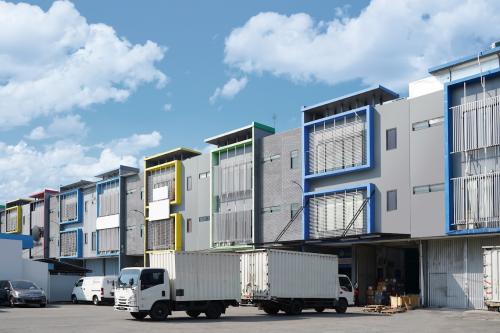 Infinia Park Warehouse, Warehouse, Infinia Park Propertindo | We provide Indonesia infrastructure map on various property sectors and data. Access property listings, infrastructure developments, news, and valuable transaction data for informed decisions.