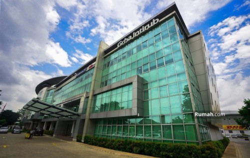MMP-Intirub berlokasi di Jl. Cililitan Besar, Kecamatan Makasar, Kota Jakarta Timur, Provinsi DKI Jakarta. Warehouse ini dikembangkan oleh Mega Manunggal Proper...