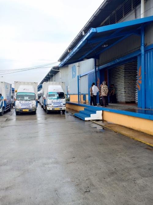Sunter Timur Warehousing Area Bulog Jakarta, Warehouse, PERUM Bulog | We provide Indonesia infrastructure map on various property sectors and data. Access property listings, infrastructure developments, news, and valuable transaction data for informed decisions.