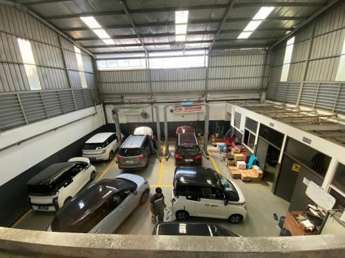 Wuling Arista Garuda Kemayoran, Automotive Dealership | We provide Indonesia infrastructure map on various property sectors and data. Access property listings, infrastructure developments, news, and valuable transaction data for informed decisions.