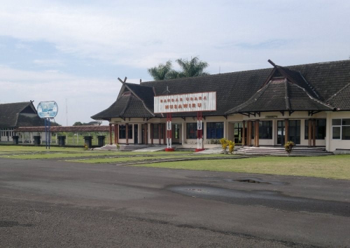 Cijulang Nusawiru Airport, Airport, Government | We provide Indonesia infrastructure map on various property sectors and data. Access property listings, infrastructure developments, news, and valuable transaction data for informed decisions.
